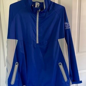 Jacket with front zip up pockets